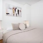 Luxury Skyline 1bdrm 29th, 28th Floor Apartmán Bratislava