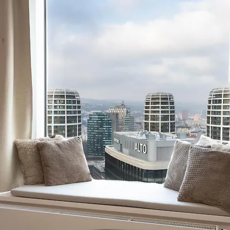 29th Floor Luxury Skyline 1bdrm - Downtown Center * Bratislava