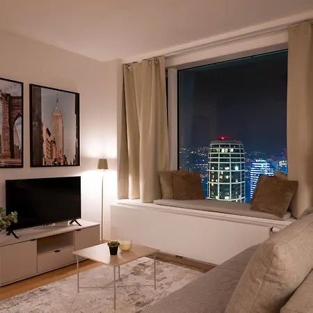 29th Floor Luxury Skyline 1bdrm - Downtown Center Apartment *