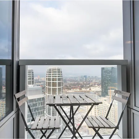 Apartamento 29th Floor Luxury Skyline 1bdrm - Downtown Center Bratislava