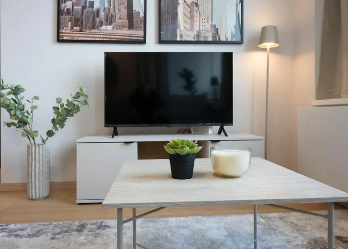 Апартаменты Luxury Skyline 1bdrm 29th, 28th Floor Братислава